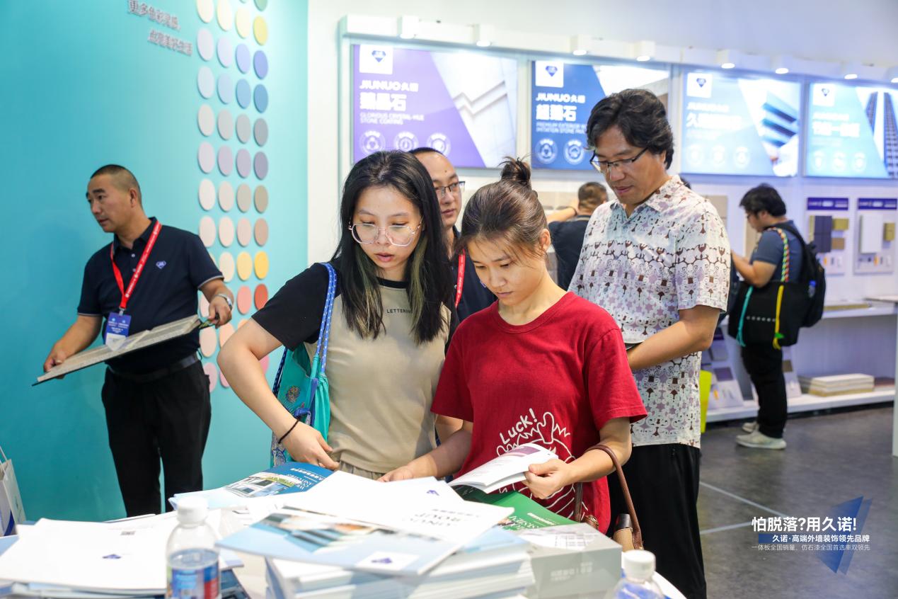 久诺超耐久外墙闪耀广州建博会开创高端装饰新纪元(图5)
