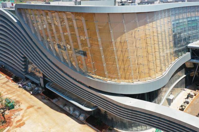 探寻建筑装饰奥秘打造一座为城市而生的建筑奇迹