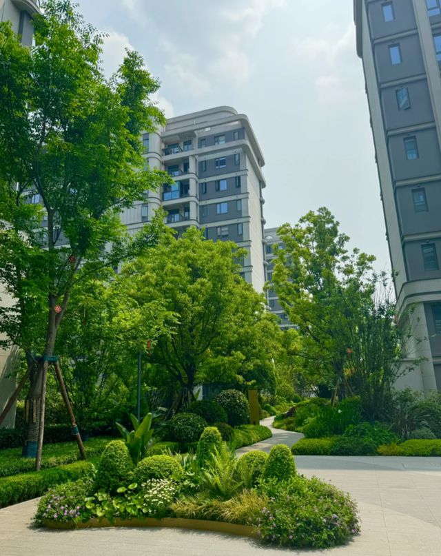 住小区5年才知道5种情况下能减免50%物业费后悔太晚知道了(图6)
