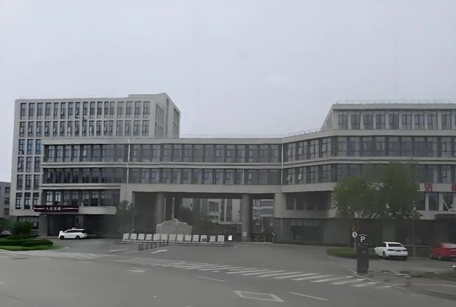 建设工程企业业绩核查涉博观星海中海商贸综合体等项目