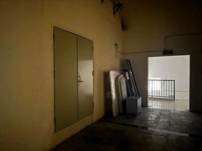 熊猫体育:深圳一小区被曝公共区域藏有豪华建筑物业公司称不知情当地相关部门已介入调查(图2)