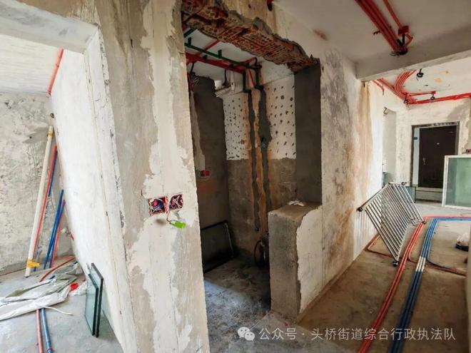 房屋“生命线”不容破坏群众“安全线”执法捍卫(图2)