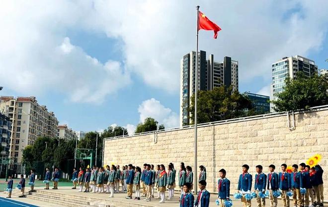 房地产开发熄火新校断档明通小学扩建老校稳坐盘龙头把交椅(图4)