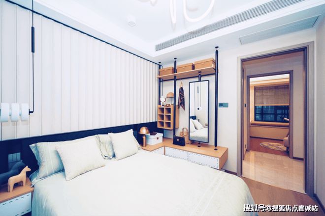 熊猫体育平台：✨奉发·晶海央境售楼处：82-132㎡精装房雕琢奉贤人居范本(图13)