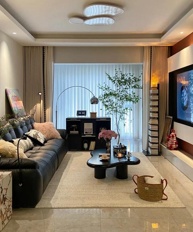 熊猫体育平台:这是我见过最好看的家成都美女晒出130㎡新家装修看着太高级(图4)