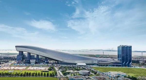 华发股份：经营性现金流净额大幅增长冰雪世界火爆“出圈”(图3)