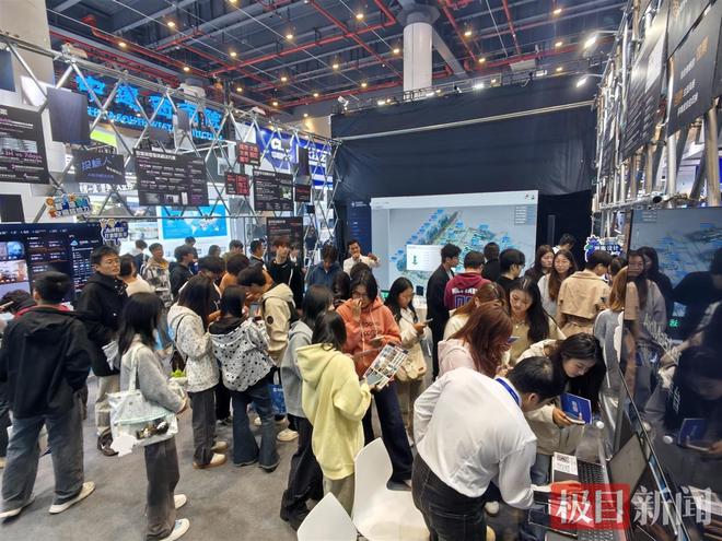 2025国际(武汉)智博会⑬丨手机一拍装修图就出来:AidMaster图灵平台打造强大“创意引擎”(图3)