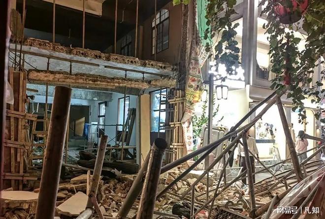 熊猫体育平台:长沙垮塌事件!19岁女孩摆空灵堂刚离家3小时百万赔偿是谣言(图14)