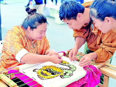 宁夏刺绣：指尖生繁花“绣”出幸福路(图3)