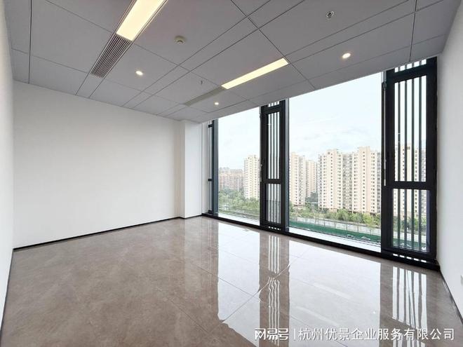 城北万象城周边写字楼租赁可以定制装修吗?流程复杂吗?(图2)