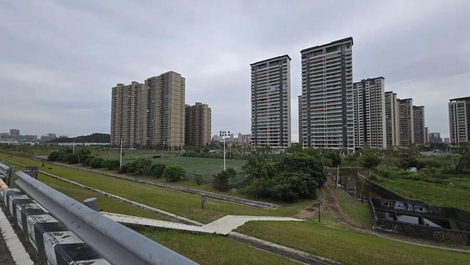 要不要断供?还能不能买房?房地产大变局下的投资逻辑与生存法则(图1)