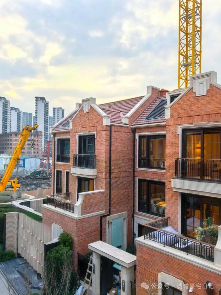 桐安里认证售楼处电话桐安里营销中心│2026售楼处-楼盘价格户型地址物业电话环境配套交房时间(图19)